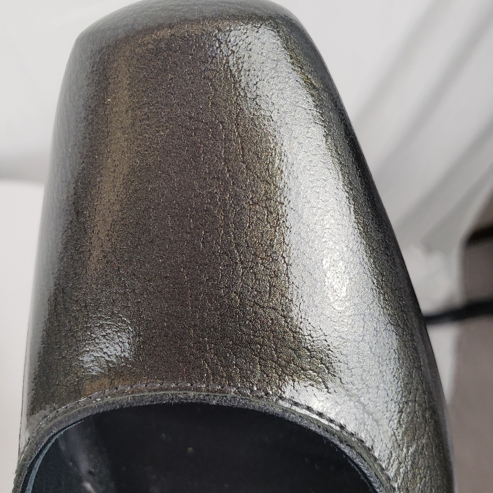 NWOB Talbot's Collection Green Metalic Leather 2' Heel Sz 5.5 - Picture 8 of 10
